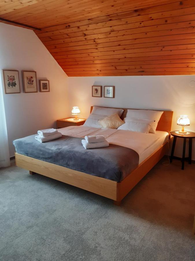 Sobe U Sirrc Bed & Breakfast Bled Bagian luar foto
