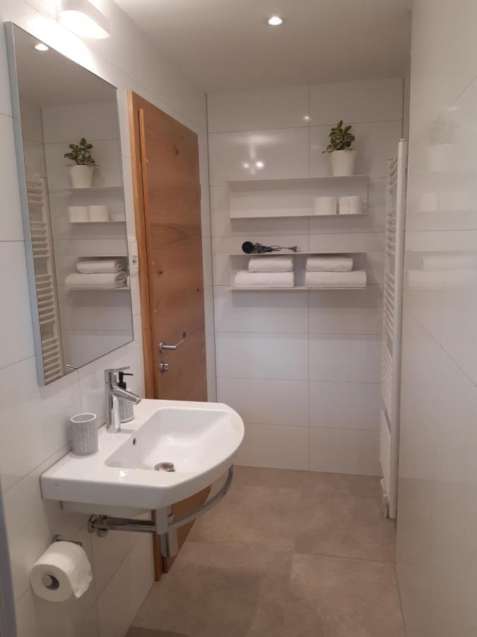 Sobe U Sirrc Bed & Breakfast Bled Bagian luar foto
