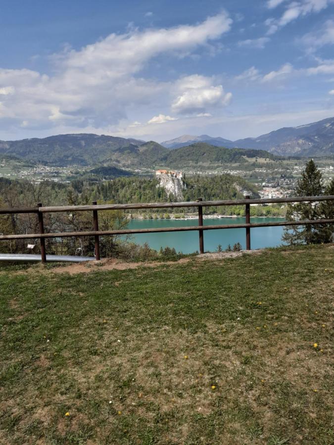 Sobe U Sirrc Bed & Breakfast Bled Bagian luar foto